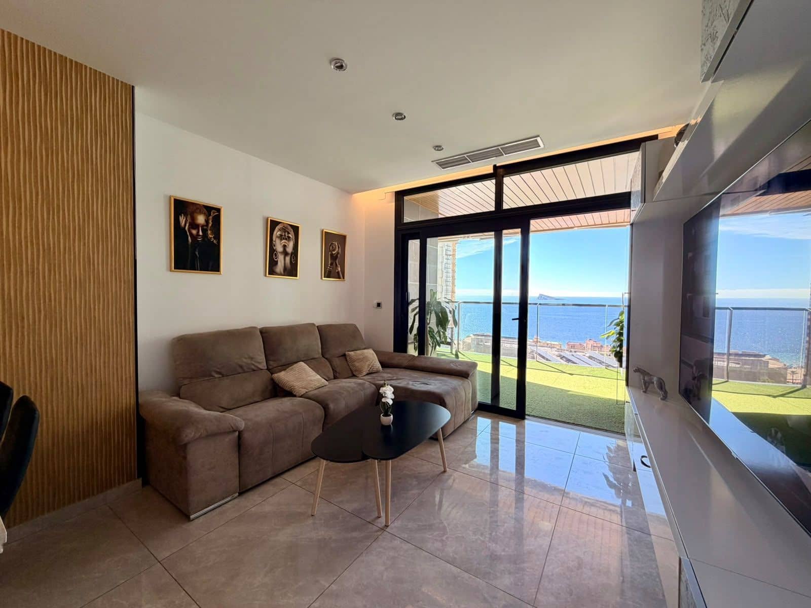 2 sypialnia Apartament na sprzedaż w Benidorm z basenem garażem - 749 000 € (Ref: 10077680)