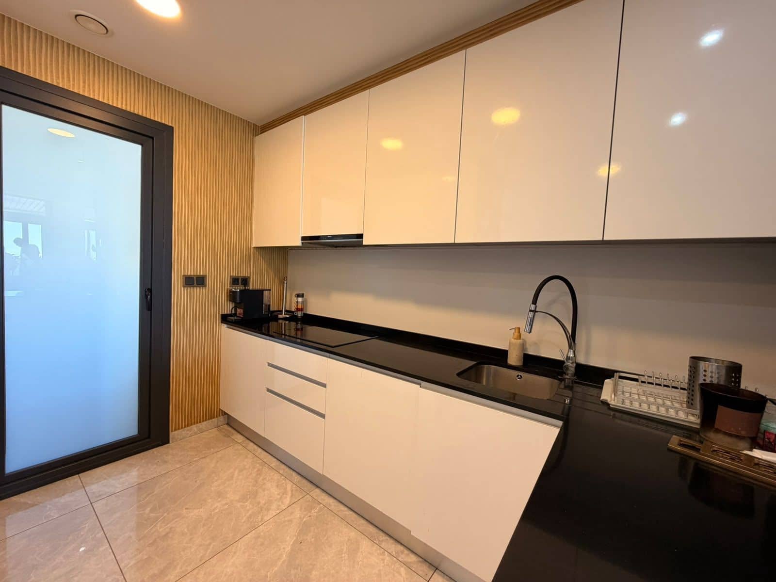 2 sypialnia Apartament na sprzedaż w Benidorm z basenem garażem - 749 000 € (Ref: 10077680)