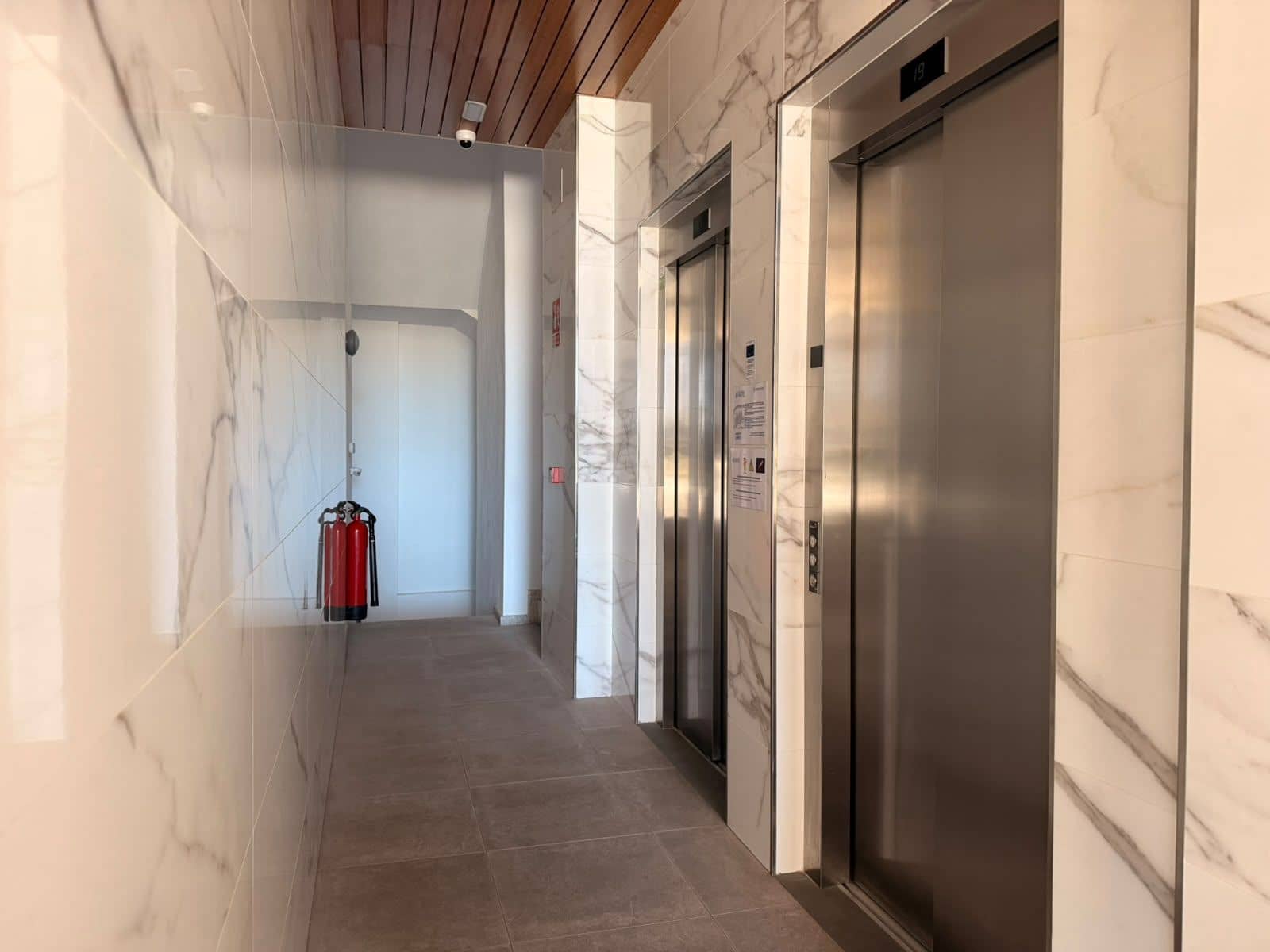 2 sypialnia Apartament na sprzedaż w Benidorm z basenem garażem - 749 000 € (Ref: 10077680)