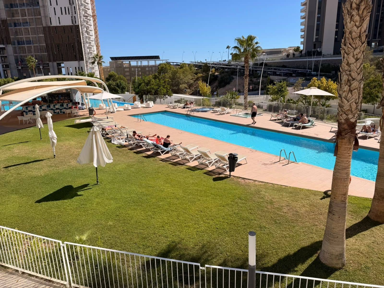 2 sypialnia Apartament na sprzedaż w Benidorm z basenem garażem - 749 000 € (Ref: 10077680)