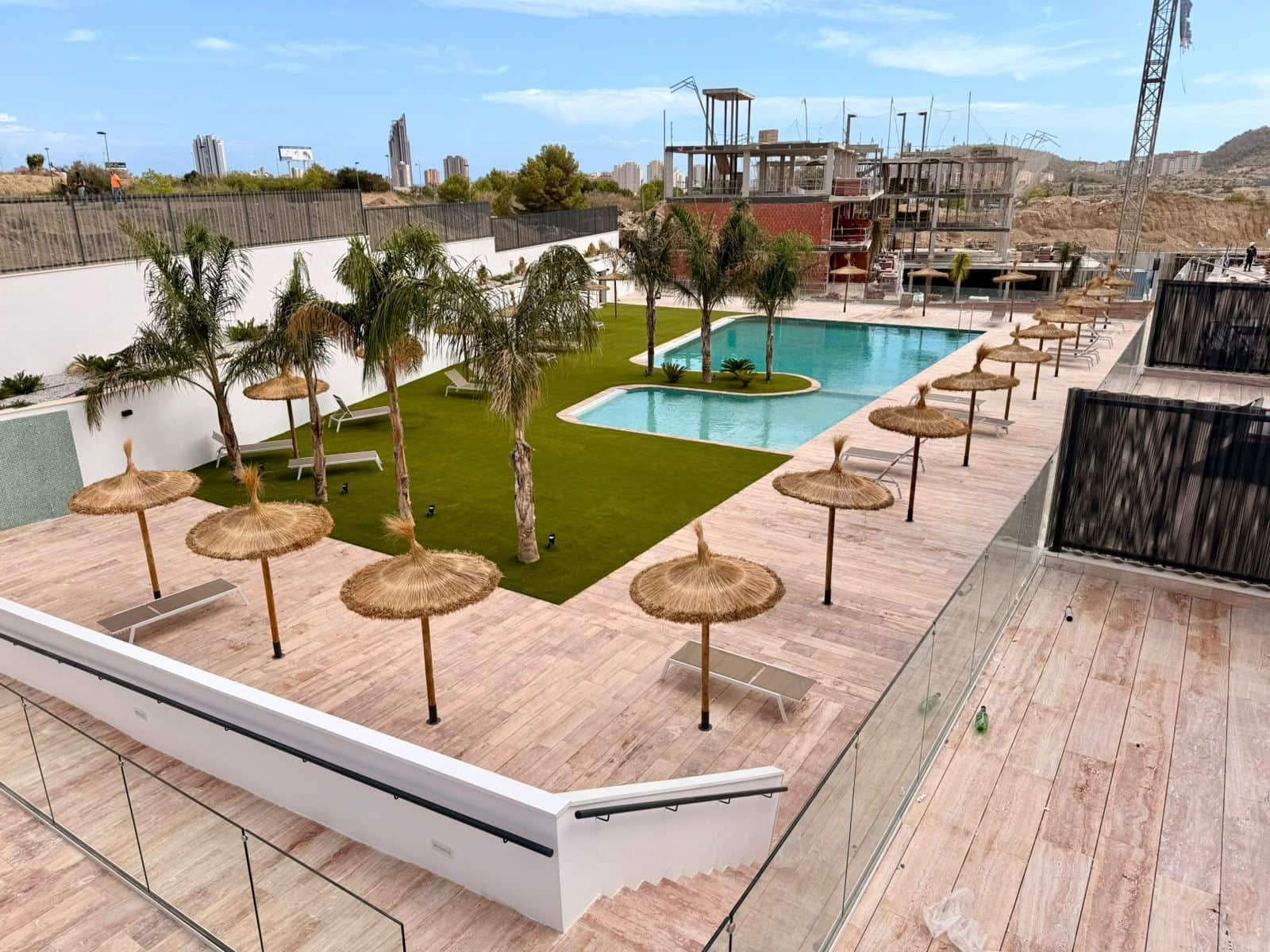 2 bedroom Apartment for sale in Finestrat with pool garage - € 370,000 (Ref: 10077681)