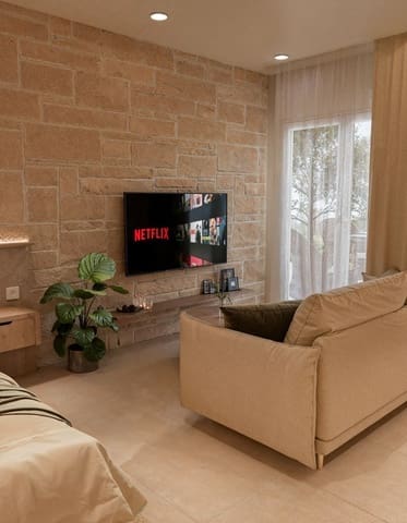 Hotel de 12 habitaciones en Albufereta, Alicante / Alacant ciudad en venta con piscina garaje - 2.350.000 € (Ref: 10077682)