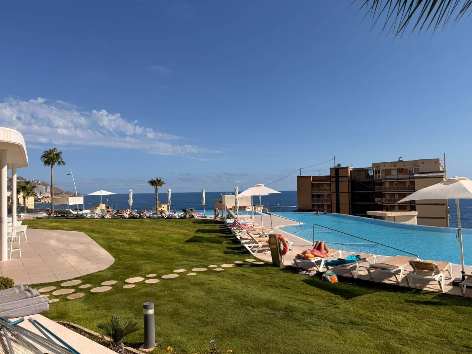 3 Zimmer Apartment zu verkaufen in Benidorm mit Pool Garage - 1.150.000 € (Ref: 10088935)