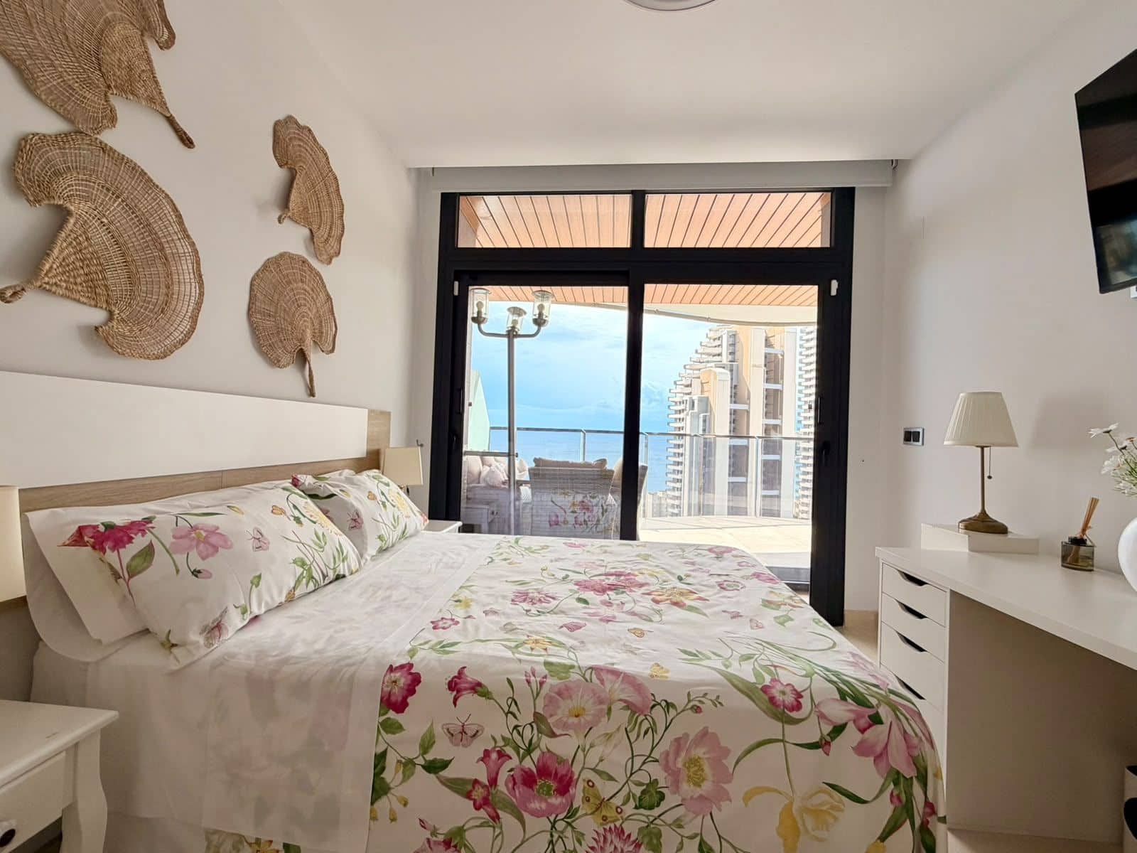 3 Zimmer Apartment zu verkaufen in Benidorm mit Pool Garage - 1.150.000 € (Ref: 10088935)