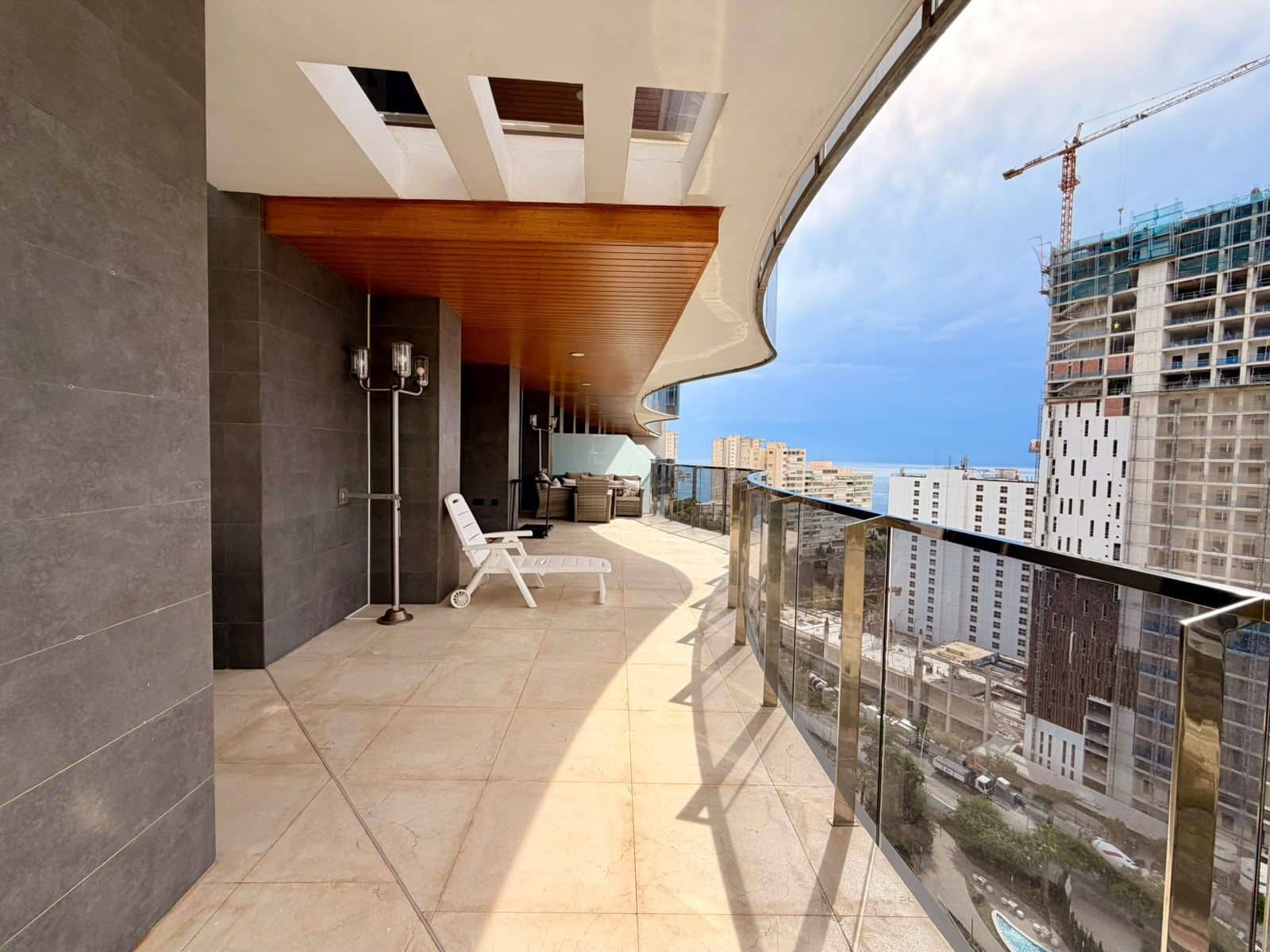 3 Zimmer Apartment zu verkaufen in Benidorm mit Pool Garage - 1.150.000 € (Ref: 10088935)