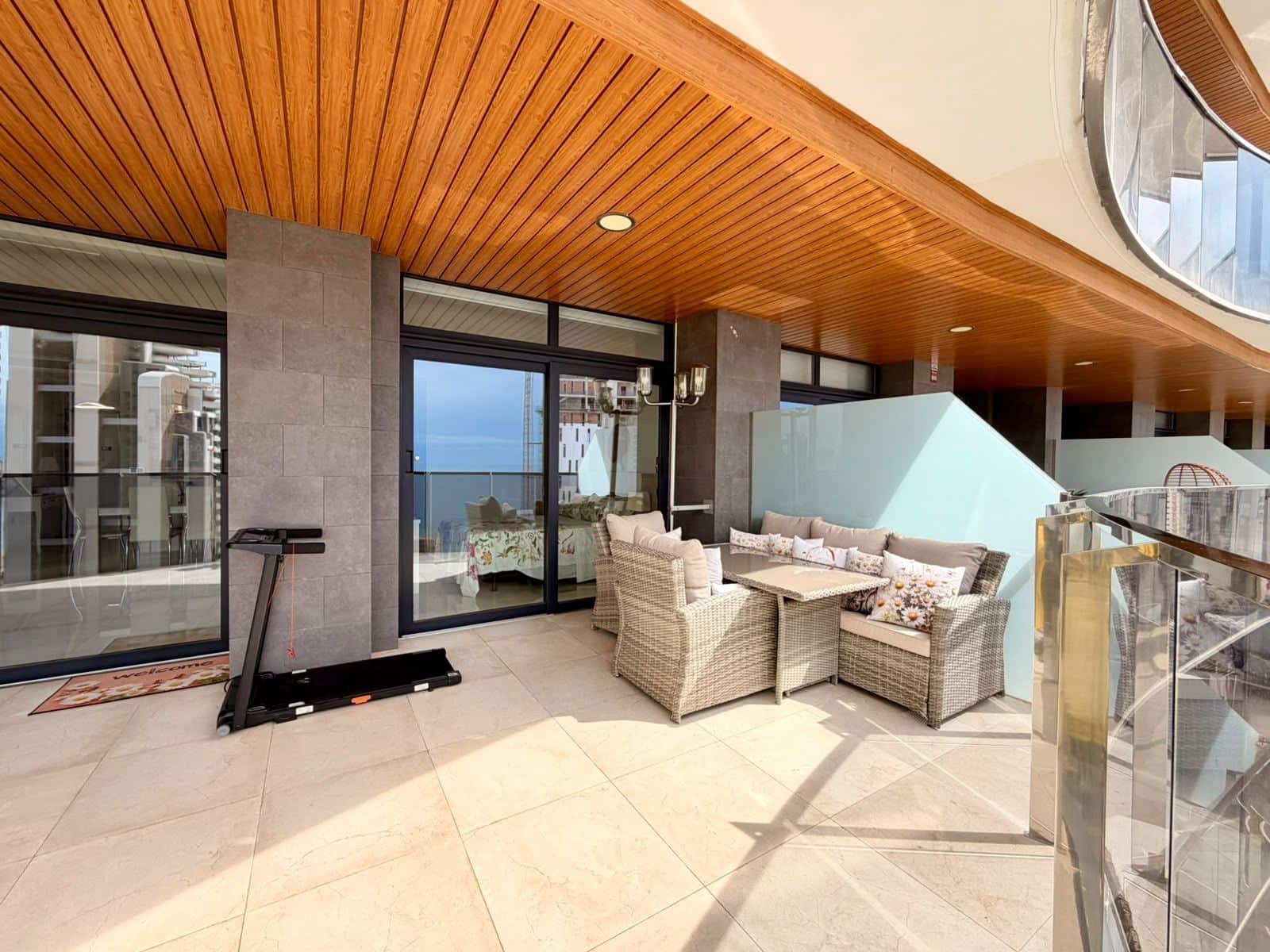 3 Zimmer Apartment zu verkaufen in Benidorm mit Pool Garage - 1.150.000 € (Ref: 10088935)