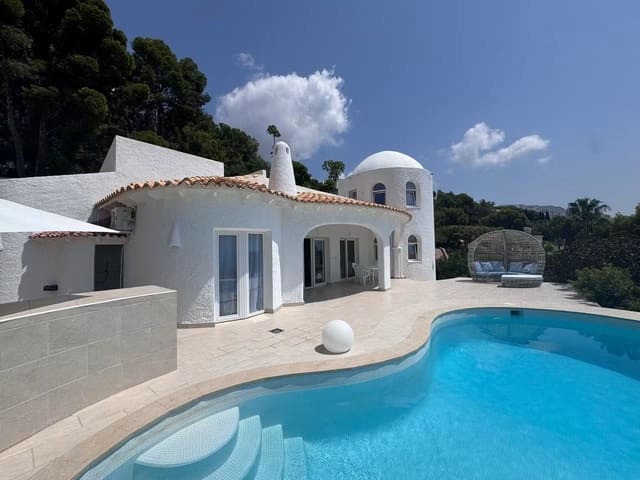 Chalet de 3 habitaciones en Altea en venta con piscina garaje - 1.150.000 € (Ref: 10088936)