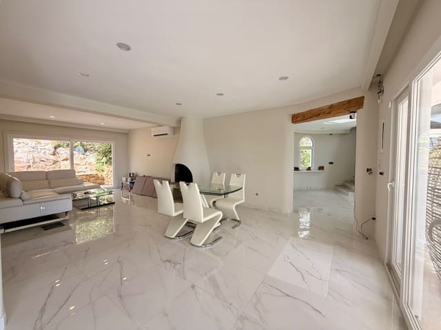 Chalet de 3 habitaciones en Altea en venta con piscina garaje - 1.150.000 € (Ref: 10088936)