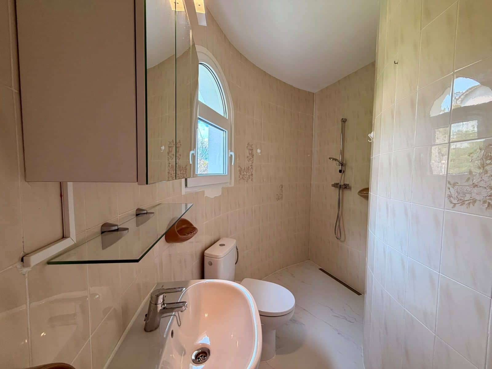 Chalet de 3 habitaciones en Altea en venta con piscina garaje - 1.150.000 € (Ref: 10088936)