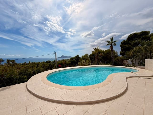 Chalet de 3 habitaciones en Altea en venta con piscina garaje - 1.150.000 € (Ref: 10088936)
