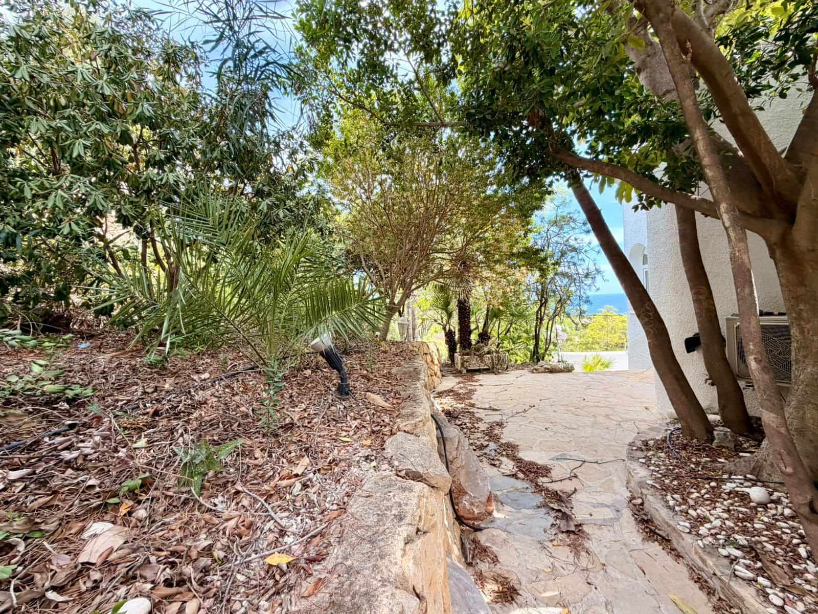 Chalet de 3 habitaciones en Altea en venta con piscina garaje - 1.150.000 € (Ref: 10088936)