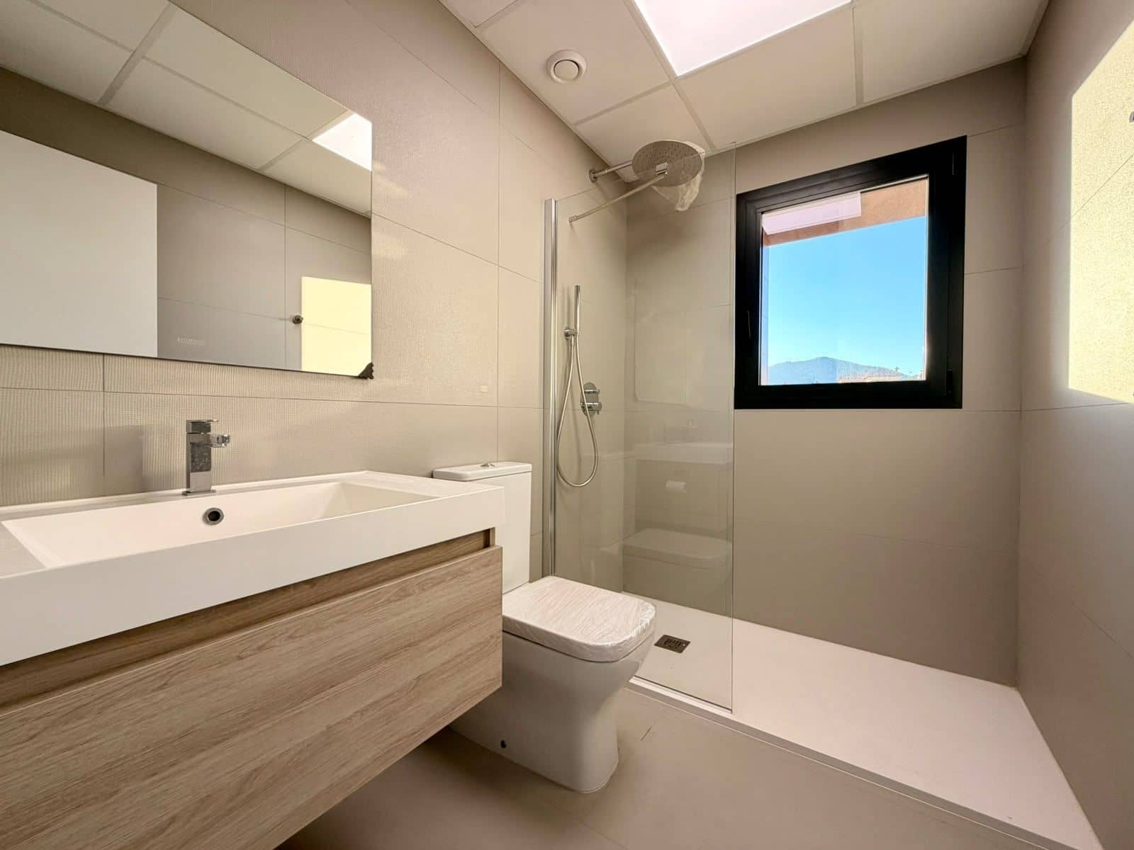3 sypialnia Willa na sprzedaż w Finestrat z basenem garażem - 970 000 € (Ref: 10111505)
