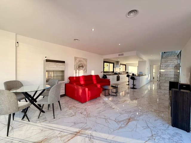 3 sypialnia Willa na sprzedaż w Balcón de Finestrat - Terra Marina, Finestrat z basenem garażem - 970 000 € (Ref: 10111505)