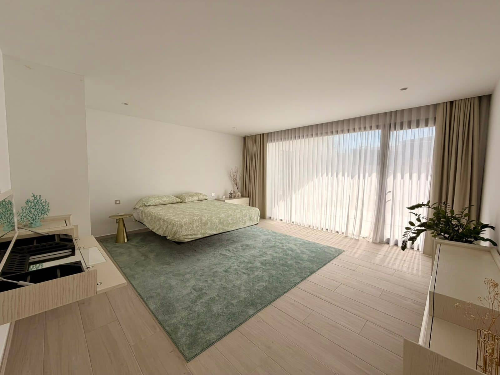 Chalet de 4 habitaciones en Finestrat en venta con piscina garaje - 889.000 € (Ref: 10111506)