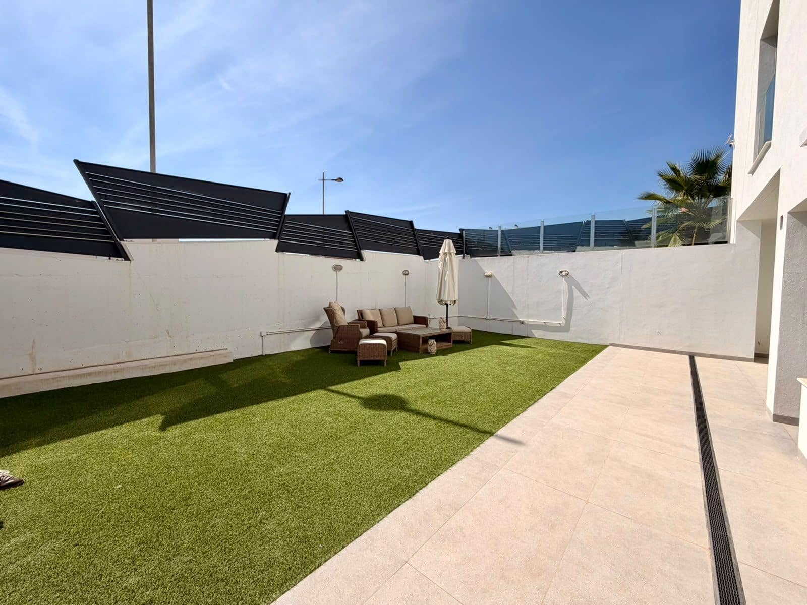 Chalet de 4 habitaciones en Finestrat en venta con piscina garaje - 889.000 € (Ref: 10111506)
