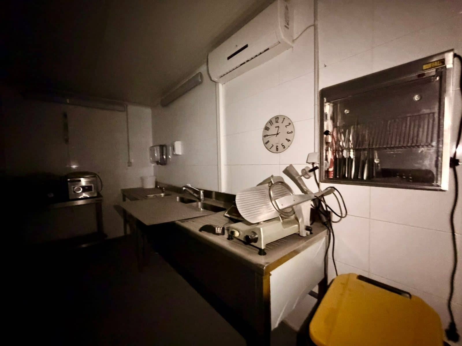 Commercial for sale in La Nucia - € 231,000 (Ref: 10161045)
