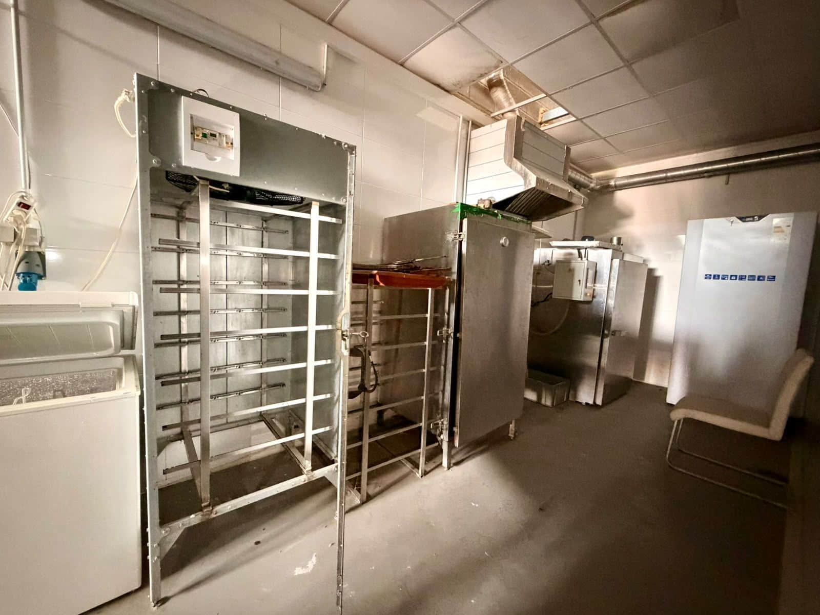 Commercial for sale in La Nucia - € 231,000 (Ref: 10161045)