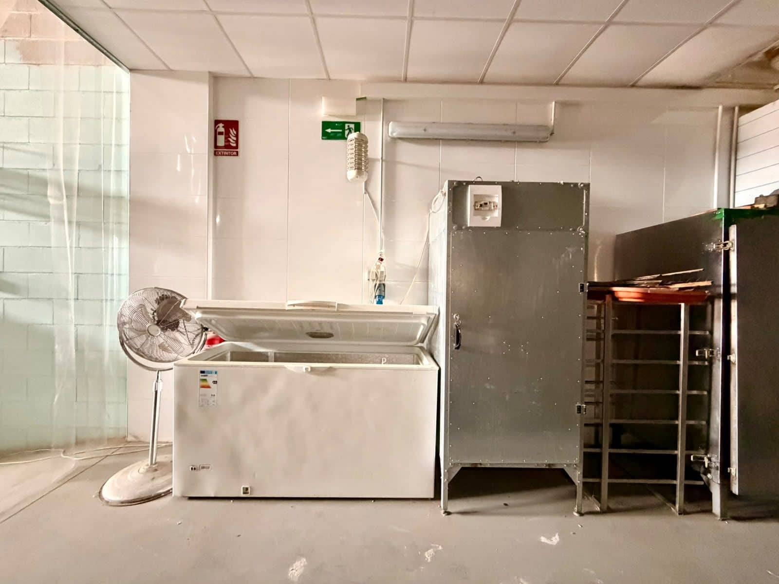 Commercial for sale in La Nucia - € 231,000 (Ref: 10161045)