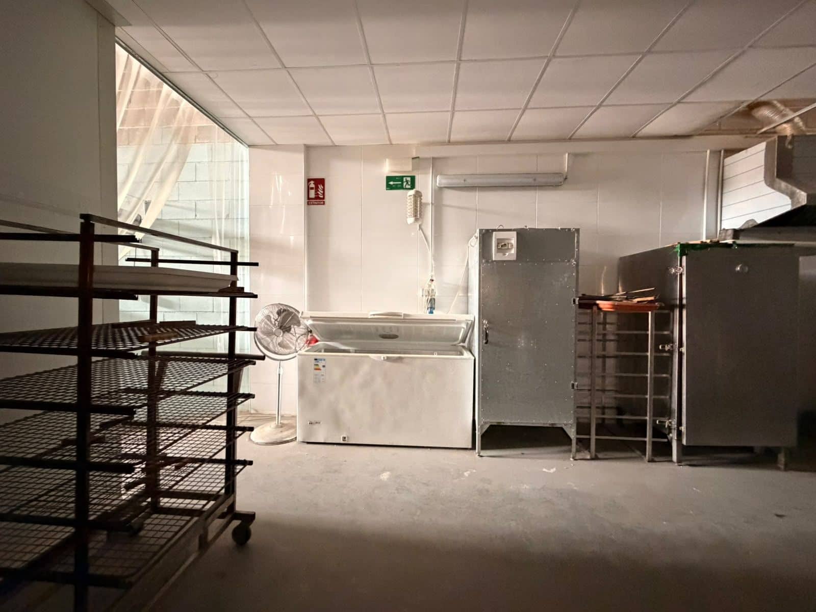 Commercial for sale in La Nucia - € 231,000 (Ref: 10161045)