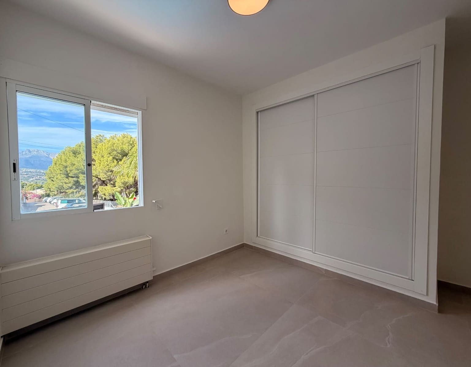 3 soverom Villa til salgs i Alfaz del Pi / L'Alfas del Pi med svømmebasseng garasje - € 649 000 (Ref: 10173346)