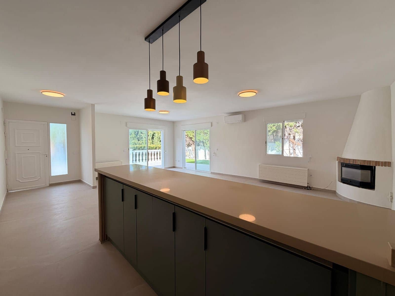 3 soverom Villa til salgs i Alfaz del Pi / L'Alfas del Pi med svømmebasseng garasje - € 649 000 (Ref: 10173346)