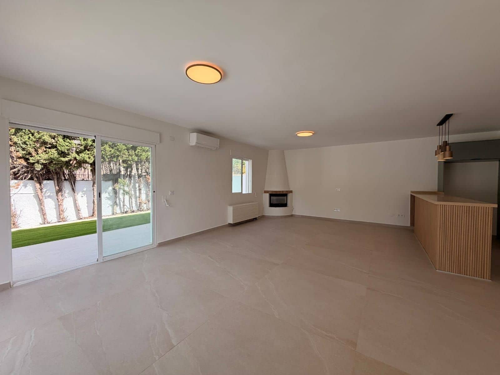 3 soverom Villa til salgs i Alfaz del Pi / L'Alfas del Pi med svømmebasseng garasje - € 649 000 (Ref: 10173346)