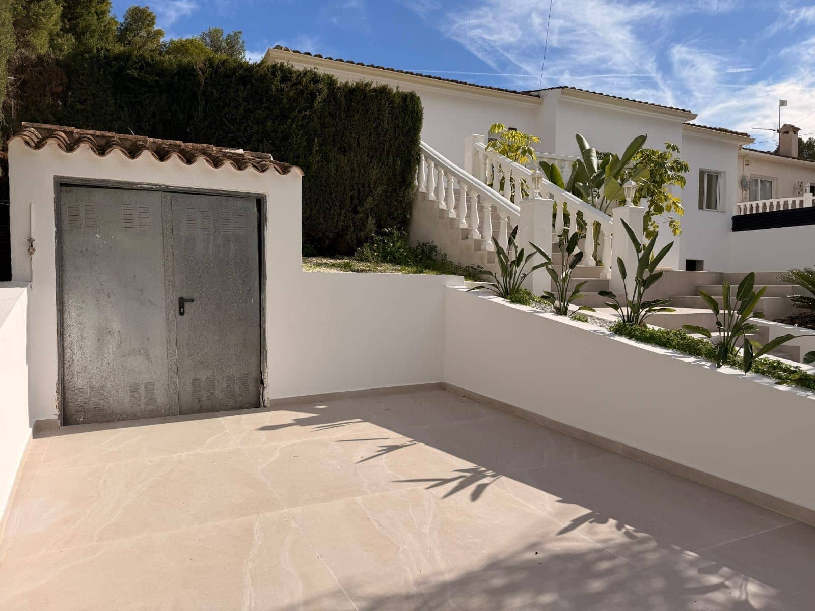 3 soverom Villa til salgs i Alfaz del Pi / L'Alfas del Pi med svømmebasseng garasje - € 649 000 (Ref: 10173346)