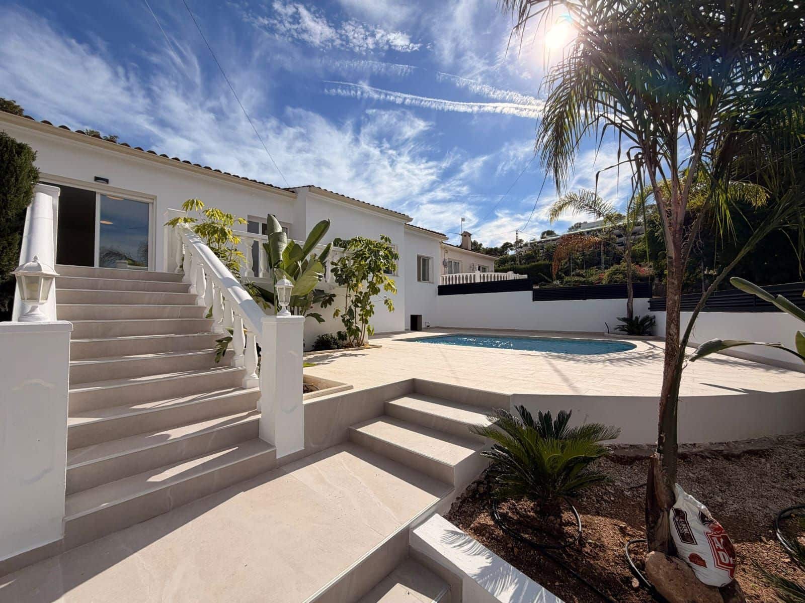 3 soverom Villa til salgs i Alfaz del Pi / L'Alfas del Pi med svømmebasseng garasje - € 649 000 (Ref: 10173346)