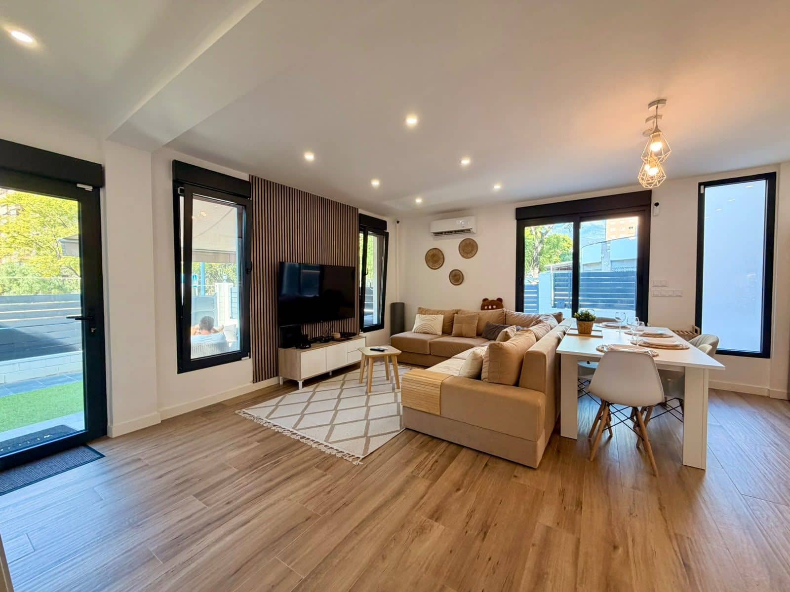 3 sovrum Semi-fristående Villa till salu i Benidorm med pool garage - 550 000 € (Ref: 10184305)