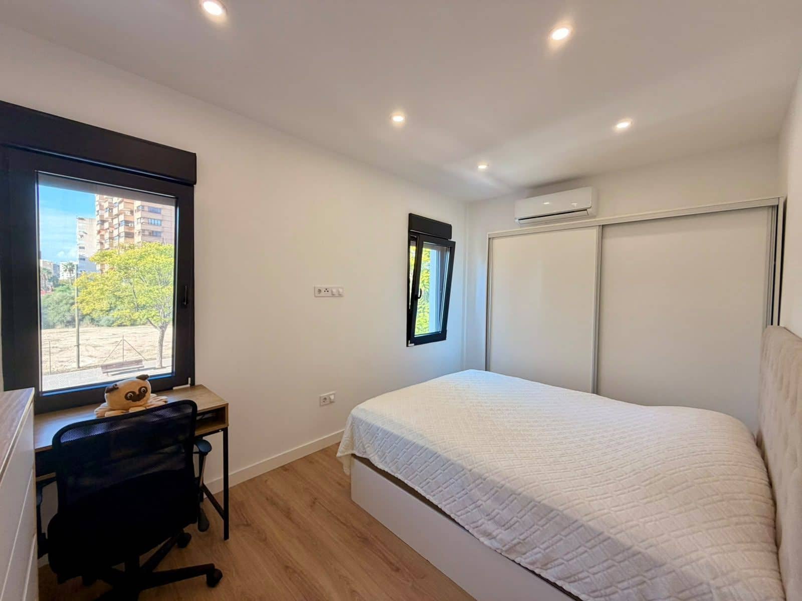 3 sovrum Semi-fristående Villa till salu i Benidorm med pool garage - 550 000 € (Ref: 10184305)