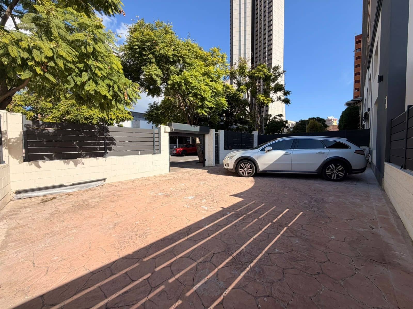 3 sovrum Semi-fristående Villa till salu i Benidorm med pool garage - 550 000 € (Ref: 10184305)