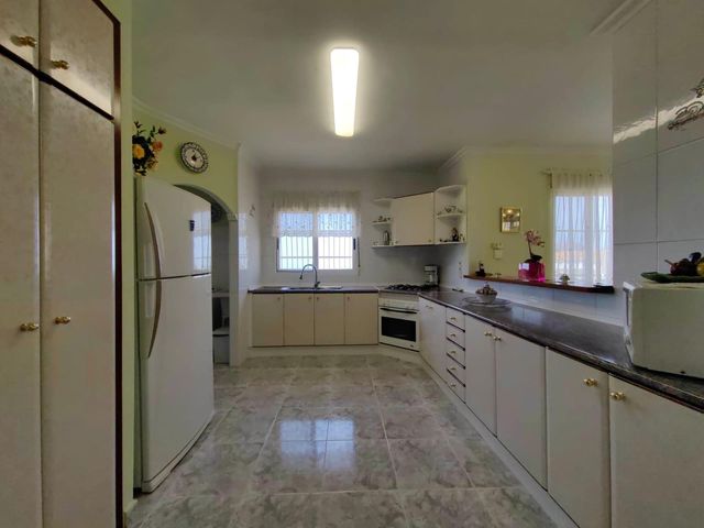 3 sypialnia Willa na sprzedaż w La Nucia z garażem - 599 000 € (Ref: 7724205)