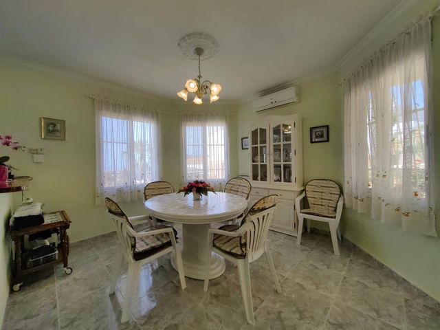 3 sypialnia Willa na sprzedaż w La Nucia z garażem - 599 000 € (Ref: 7724205)