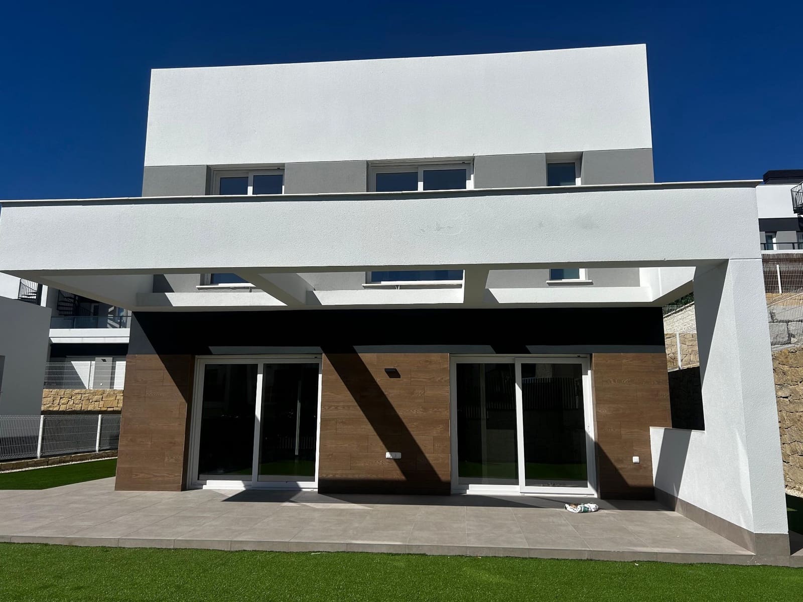 4 sypialnia Willa na sprzedaż w Finestrat z basenem garażem - 555 000 € (Ref: 7751375)