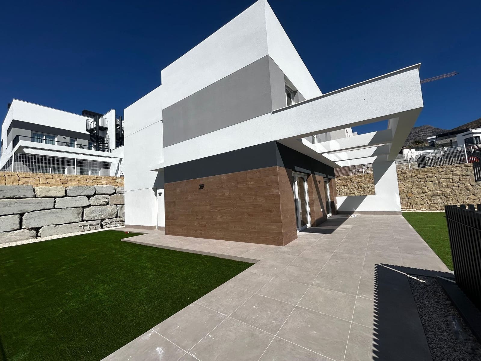 4 sypialnia Willa na sprzedaż w Finestrat z basenem garażem - 555 000 € (Ref: 7751375)