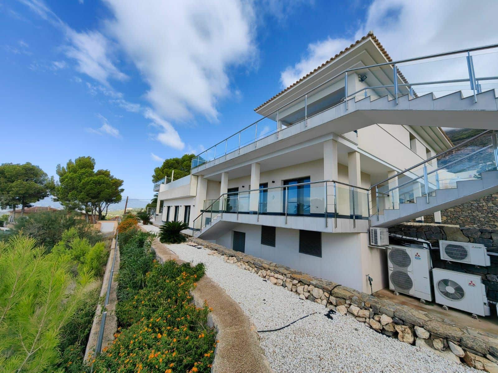 5 soveværelse Villa til salg i Altea med swimmingpool garage - € 3.500.000 (Ref: 7797561)