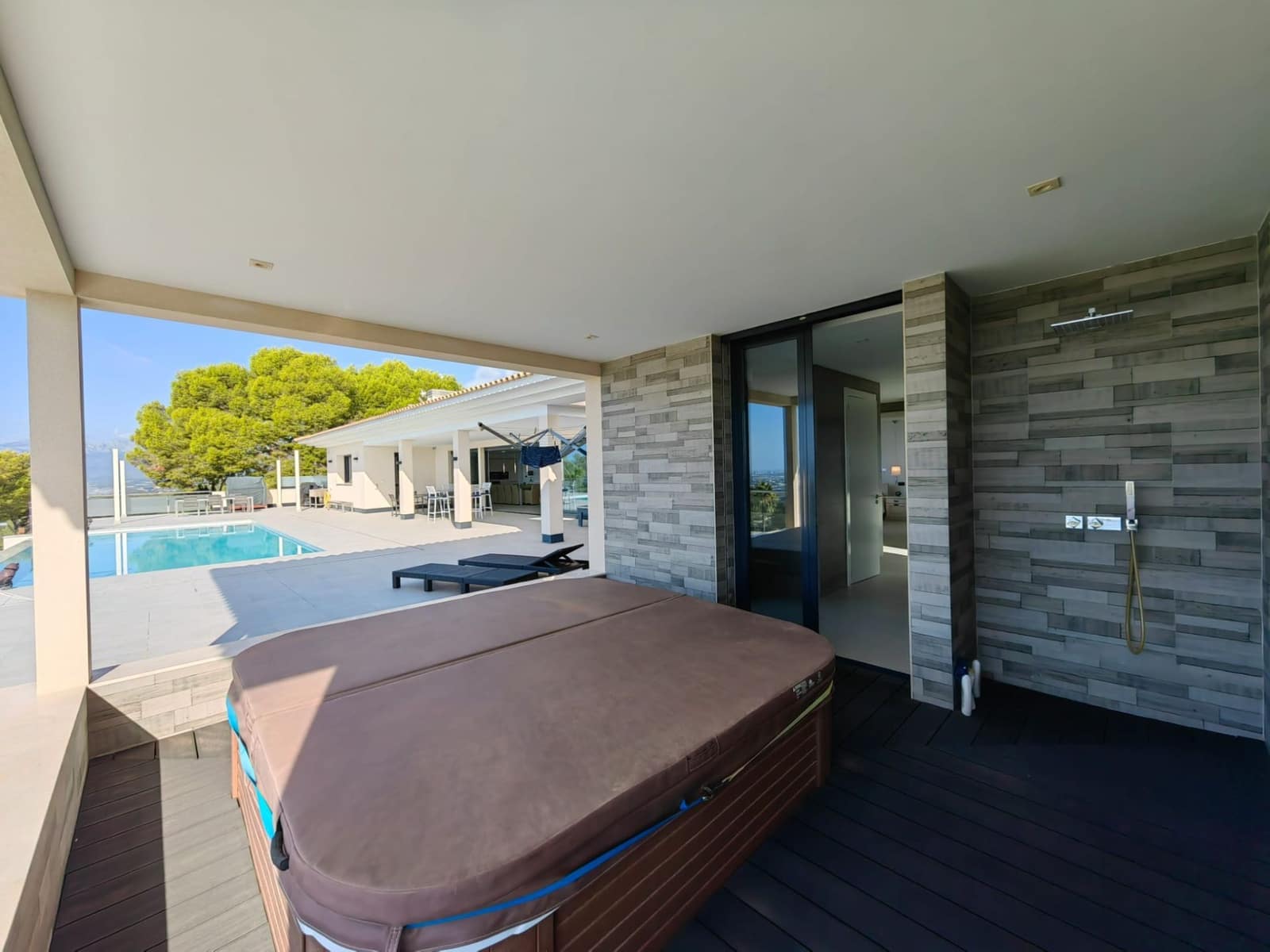 5 soveværelse Villa til salg i Altea med swimmingpool garage - € 3.500.000 (Ref: 7797561)