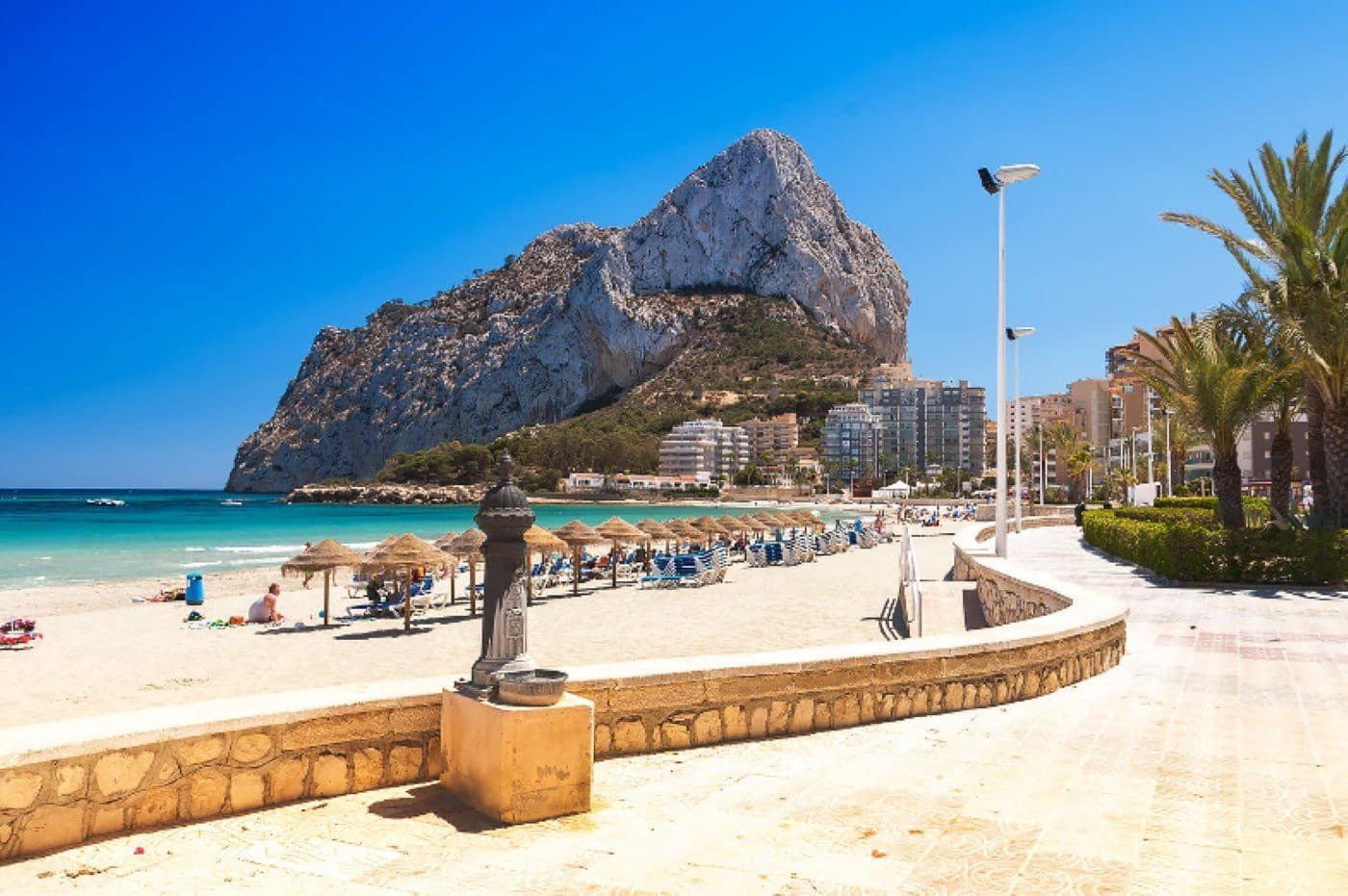 4 sypialnia Willa na sprzedaż w Calpe / Calp z basenem garażem - 1 895 000 € (Ref: 7802688)