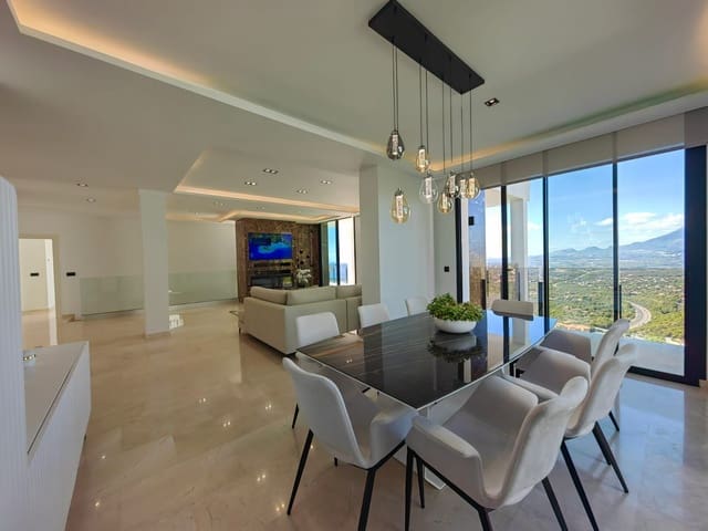 4 quarto Moradia para venda em Altea com piscina garagem - 2 450 000 € (Ref: 7809388)