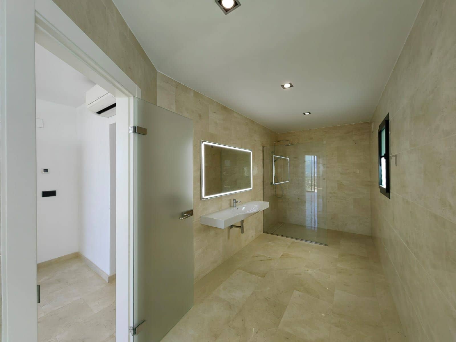 4 soveværelse Villa til salg i Altea med swimmingpool garage - € 2.450.000 (Ref: 7809388)