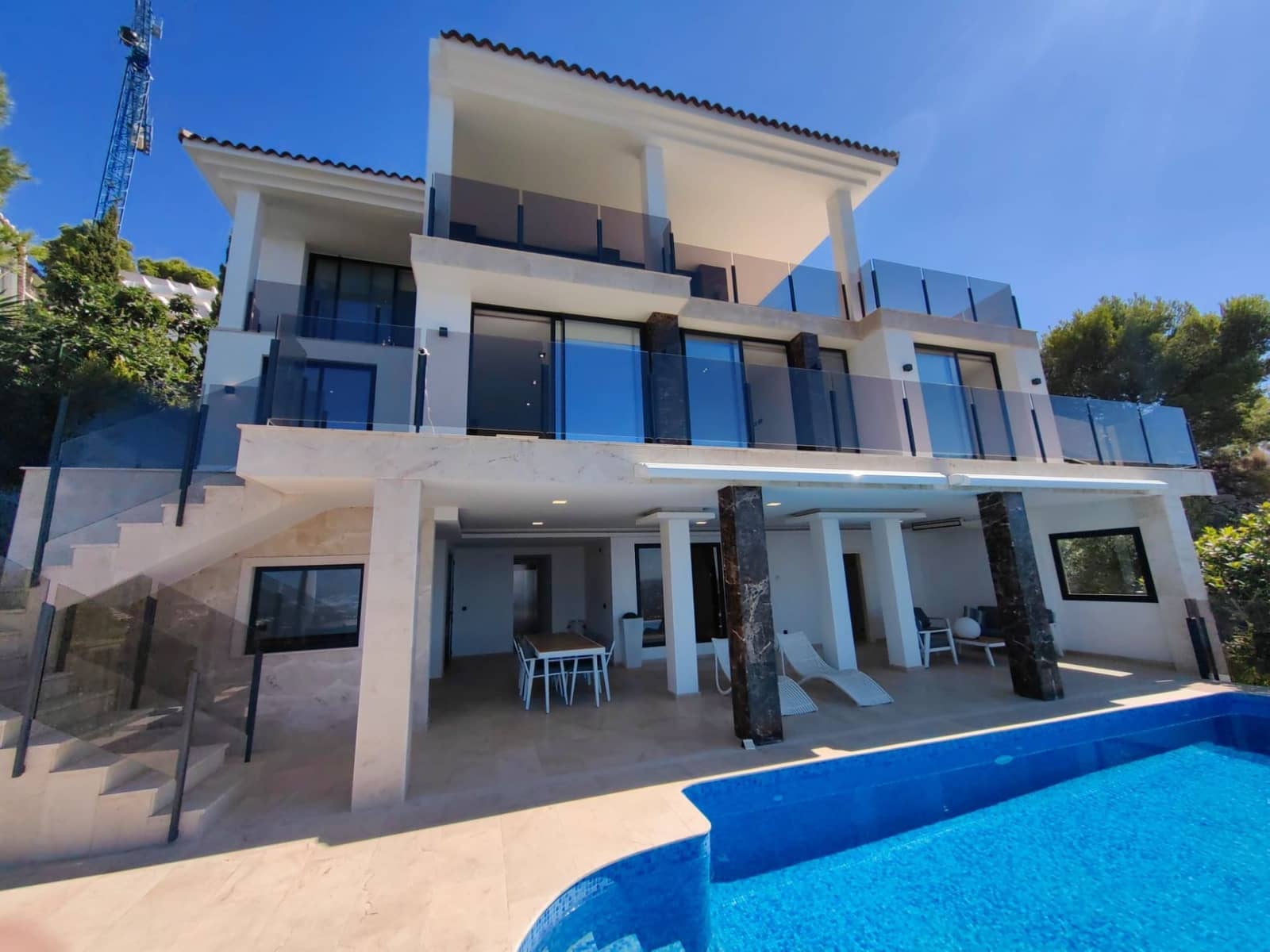 4 soveværelse Villa til salg i Altea med swimmingpool garage - € 2.450.000 (Ref: 7809388)