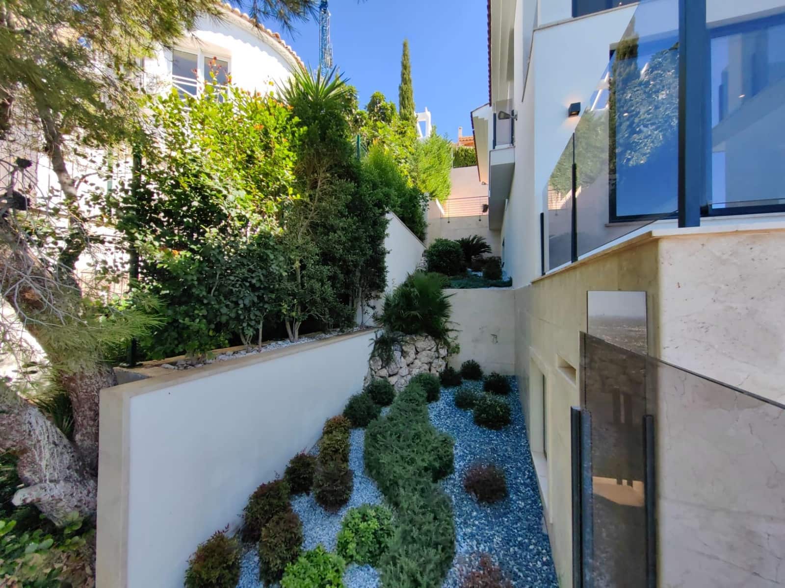 4 soveværelse Villa til salg i Altea med swimmingpool garage - € 2.450.000 (Ref: 7809388)