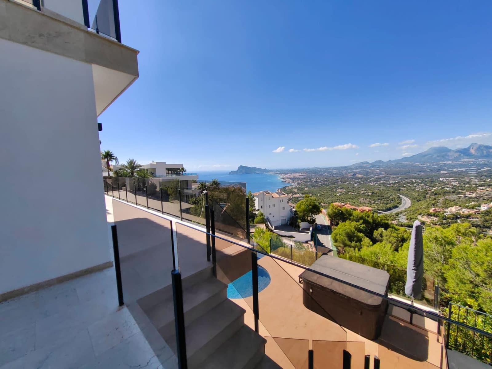 4 soveværelse Villa til salg i Altea med swimmingpool garage - € 2.450.000 (Ref: 7809388)