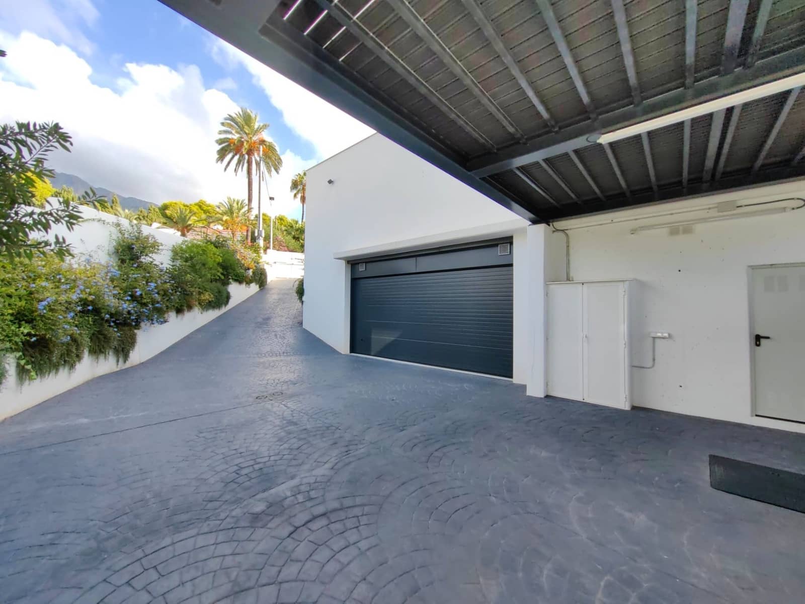 5 soveværelse Villa til salg i Altea med swimmingpool garage - € 4.700.000 (Ref: 7839604)