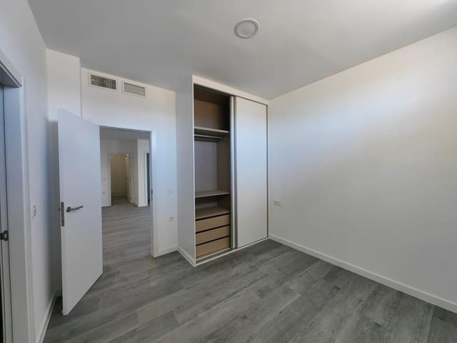 4 bedroom Apartment for rent in Alfaz del Pi / L'Alfàs del Pi with pool garage - € 2,100 (Ref: 7849367)