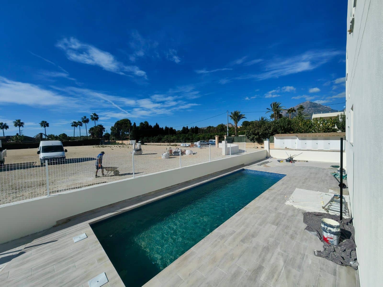 4 bedroom Apartment for rent in Alfaz del Pi / L'Alfas del Pi with pool garage - € 2,100 (Ref: 7849367)