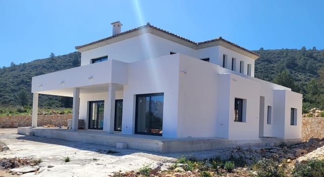 4 slaapkamer Villa te koop in Pedreguer met zwembad garage - € 1.075.000 (Ref: 7903653)