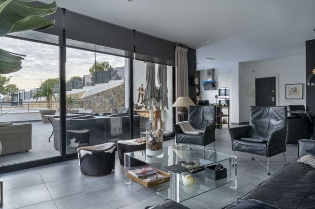 3 soveværelse Villa til salg i Altea med swimmingpool garage - € 890.000 (Ref: 7965477)