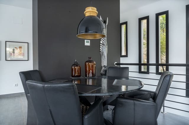 3 soveværelse Villa til salg i Altea med swimmingpool garage - € 890.000 (Ref: 7965477)