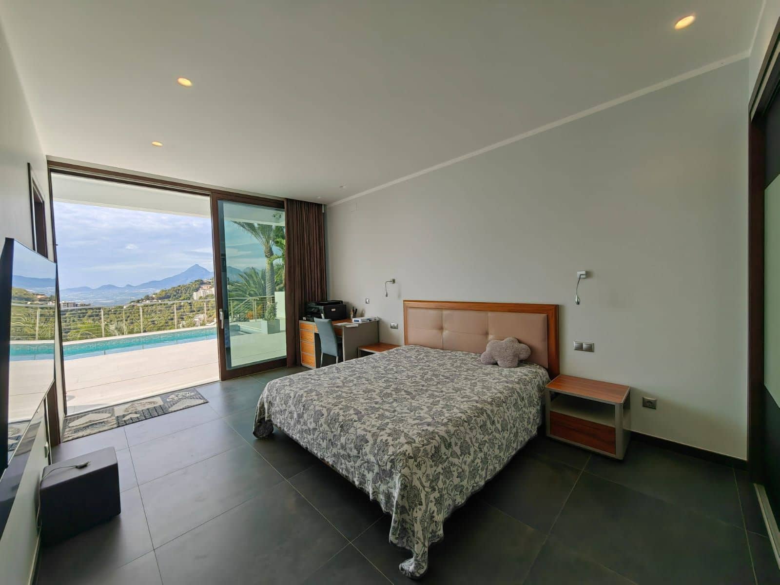 5 soveværelse Villa til salg i Altea med swimmingpool garage - € 2.480.000 (Ref: 7965478)